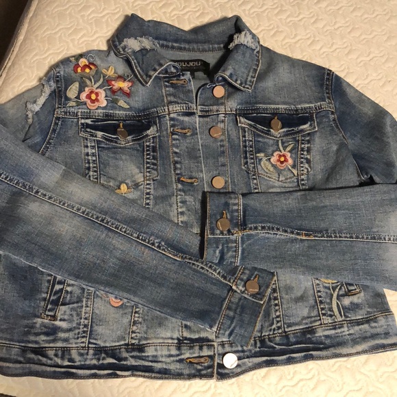 JOUJOU Denim Jacket - Picture 2 of 4